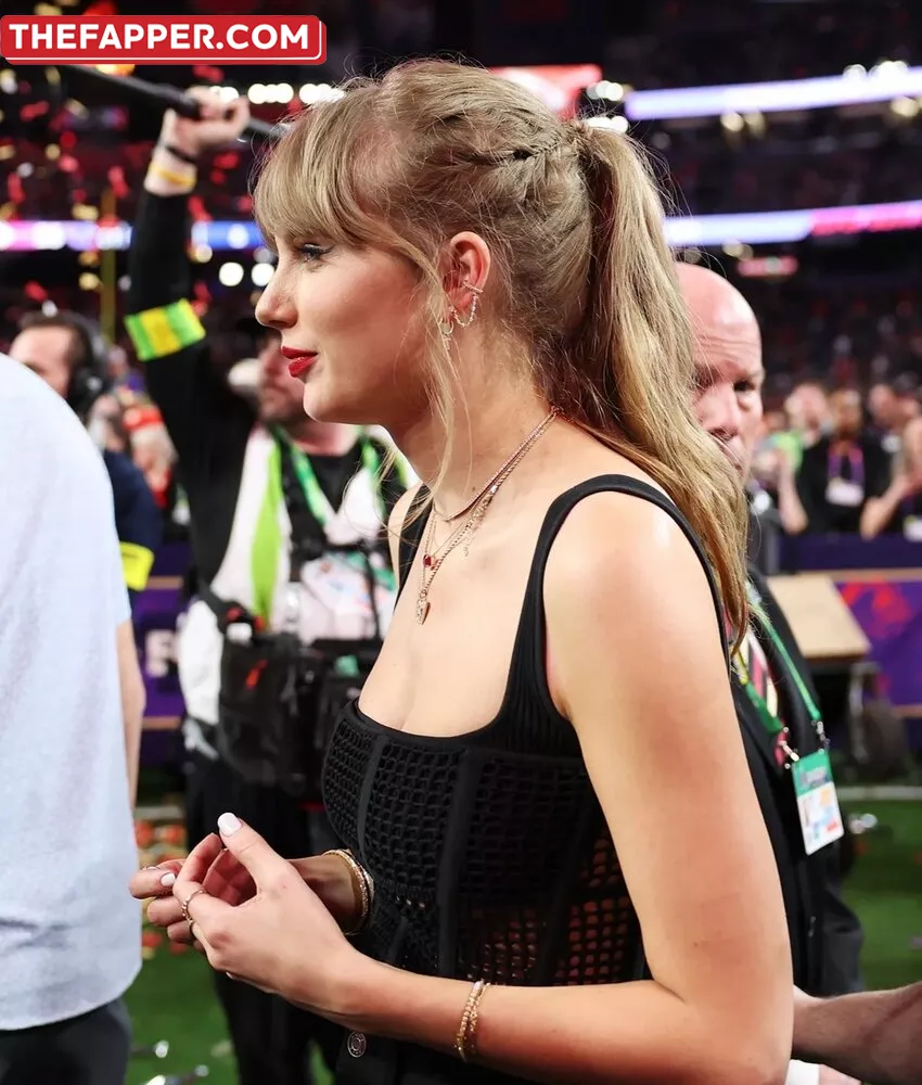 Taylor Swift  Onlyfans Leaked Nude Image #YzGxtFi9Jr
