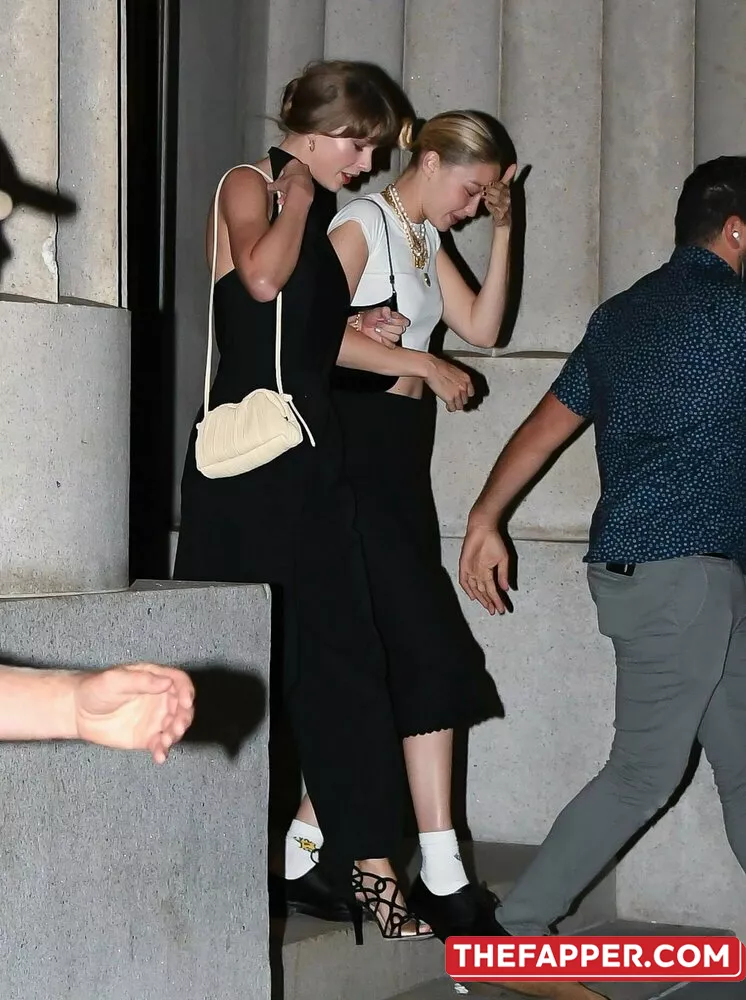 Taylor Swift  Onlyfans Leaked Nude Image #ZKmTyiZTRA