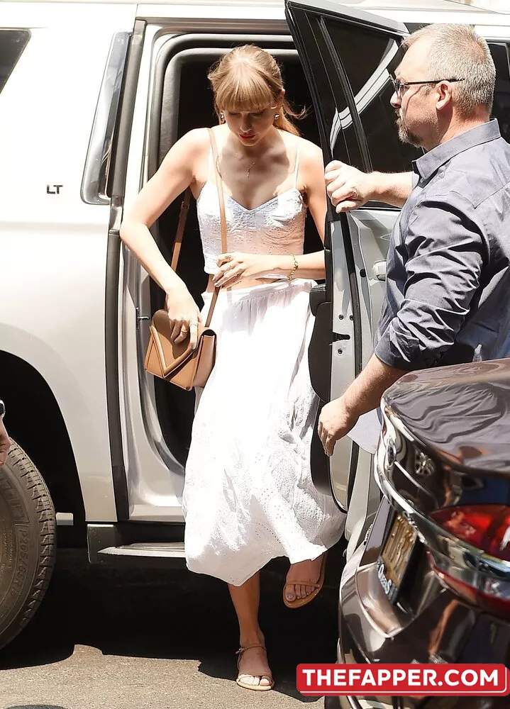 Taylor Swift  Onlyfans Leaked Nude Image #ZzZX4RgbsS