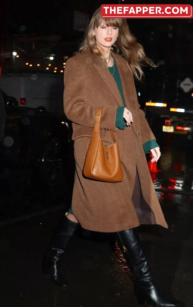 Taylor Swift  Onlyfans Leaked Nude Image #iGtyGPkD30