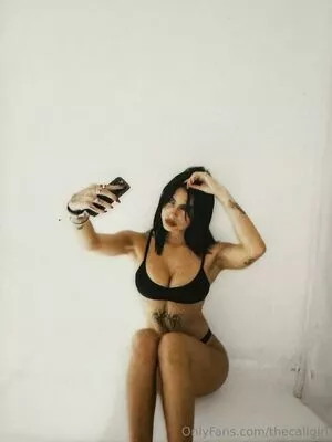 Thecaligirl #Q4YIYV18ly