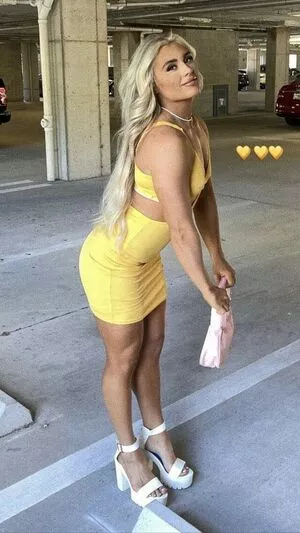 Tiffany Stratton #flVNPVXdE4