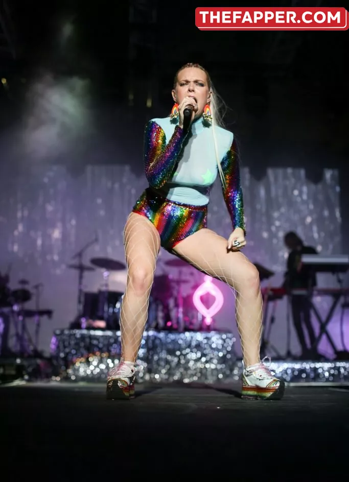 Tove Lo  Onlyfans Leaked Nude Image #IIcCh6vfNX