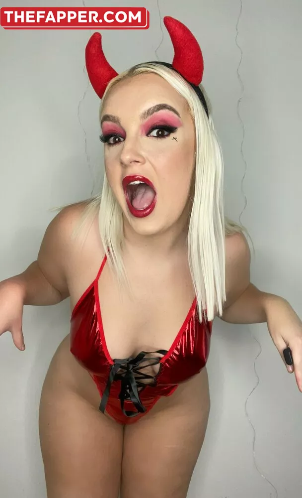 Tynnillerobinson  Onlyfans Leaked Nude Image #N5rNhWanDY