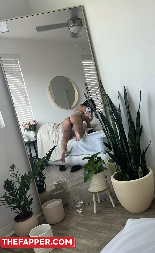 Uhhliar  Onlyfans Leaked Nude Image #0GMZiLepO2