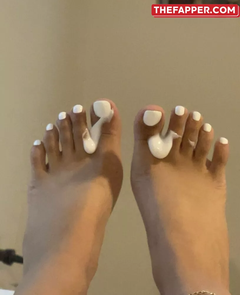 Uhhliar  Onlyfans Leaked Nude Image #DSE4nRXCVp