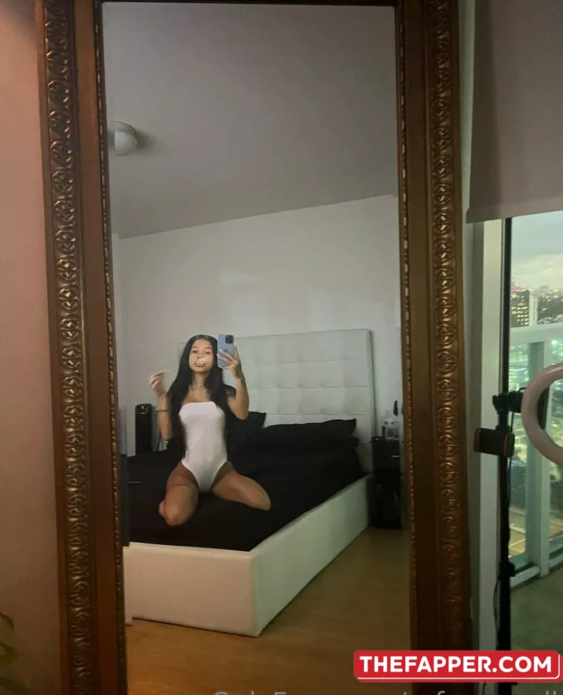 Urfavangell  Onlyfans Leaked Nude Image #aXJoxxcdP9