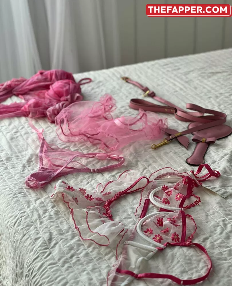 Vanessaroom8  Onlyfans Leaked Nude Image #Fg8g5TAtoF