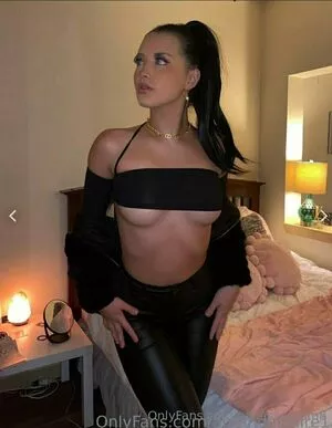 Vanessaroom8 #OF4bg1sADB