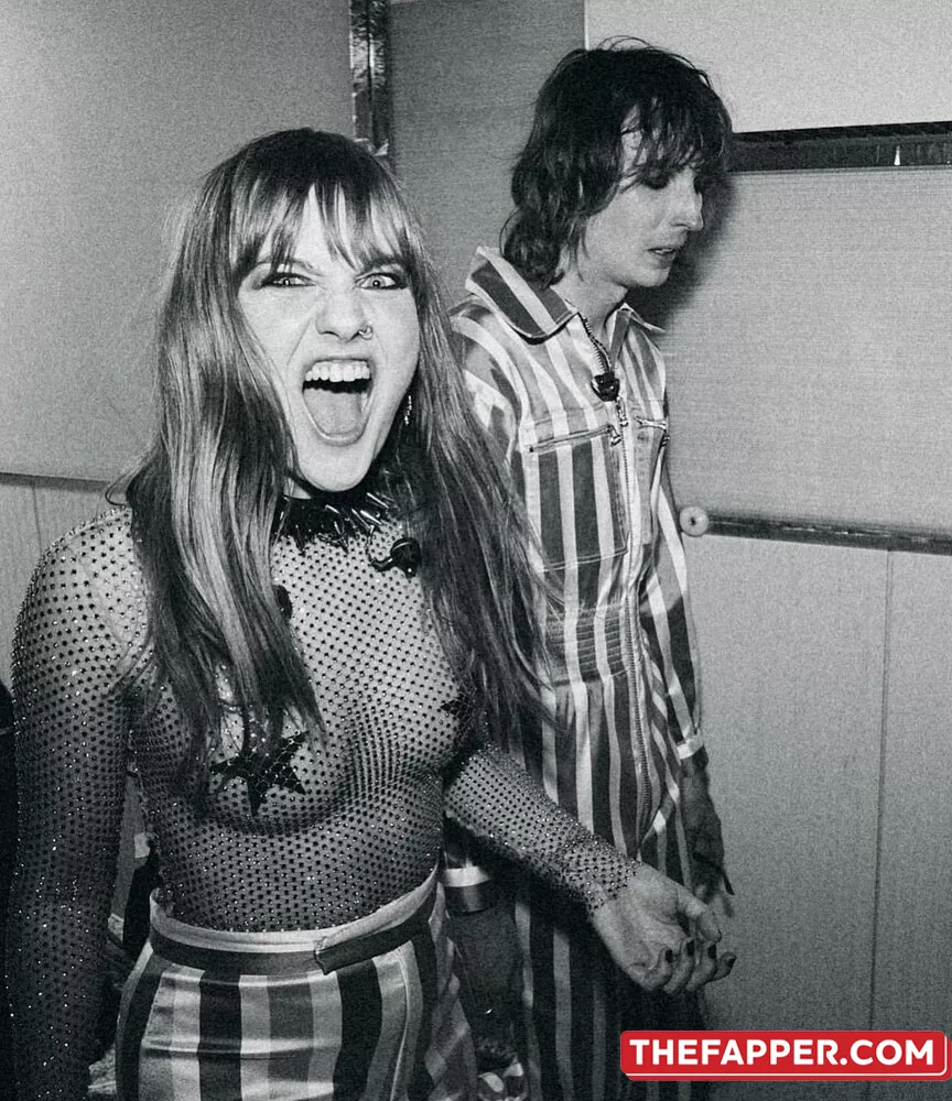 Victoria De Angelis  Onlyfans Leaked Nude Image #6Qg6YipfHT