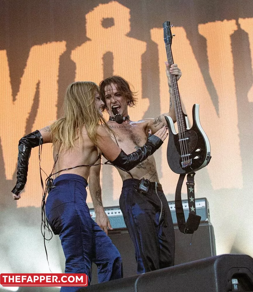 Victoria De Angelis  Onlyfans Leaked Nude Image #BpKPz3pbyG