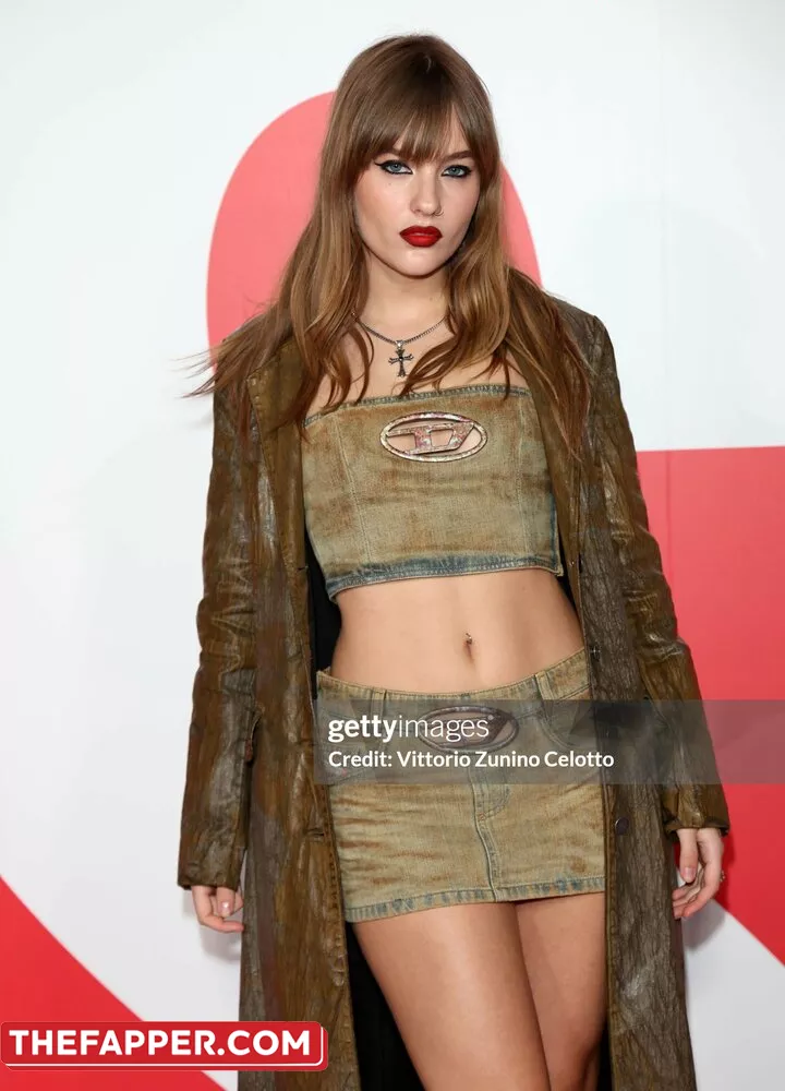 Victoria De Angelis  Onlyfans Leaked Nude Image #D6XcIuwvn1