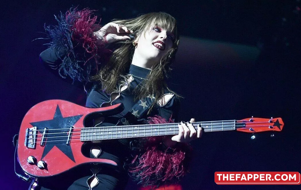 Victoria De Angelis  Onlyfans Leaked Nude Image #Jg26nIrXkM