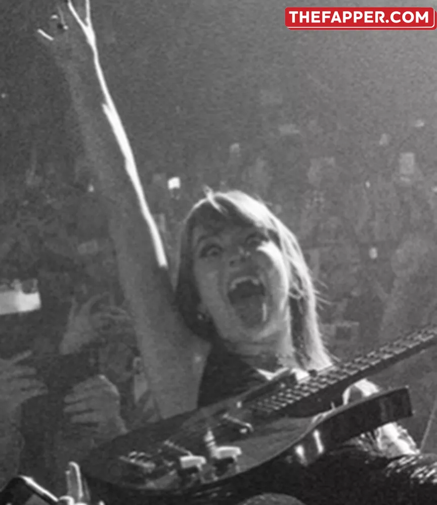 Victoria De Angelis  Onlyfans Leaked Nude Image #Mo8uAtK91S