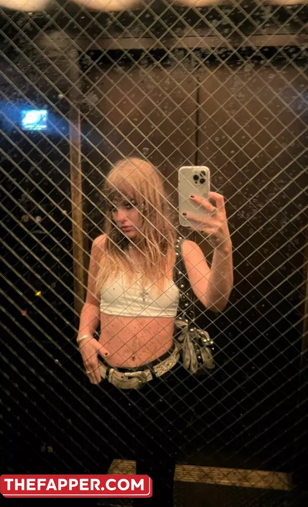 Victoria De Angelis  Onlyfans Leaked Nude Image #NaAtwwMZBS