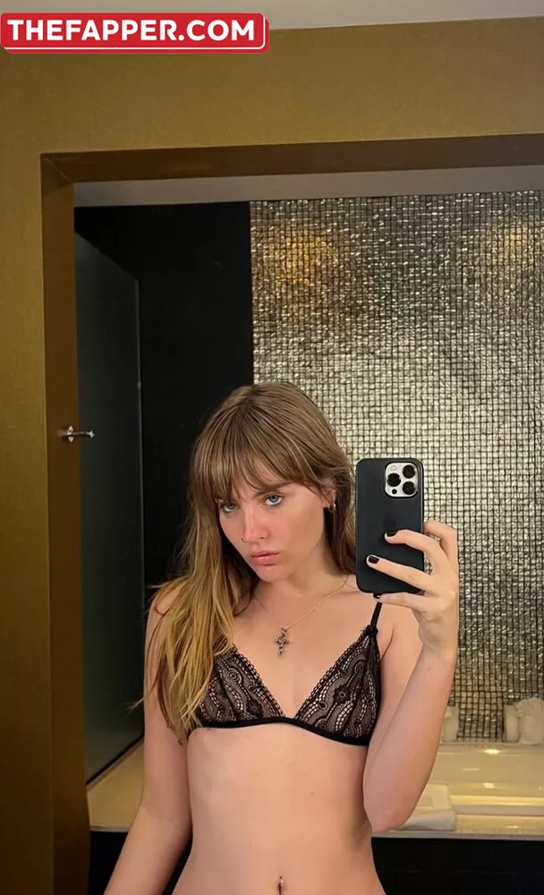 Victoria De Angelis  Onlyfans Leaked Nude Image #VeiNG8ivEh