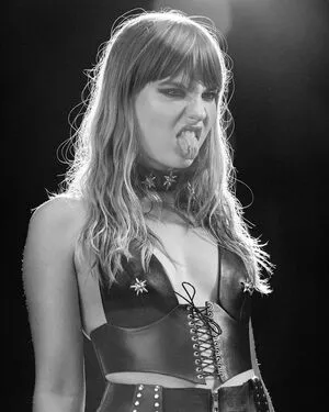 Victoria De Angelis Onlyfans Leaked Nude Image #ahoEA6Rakq