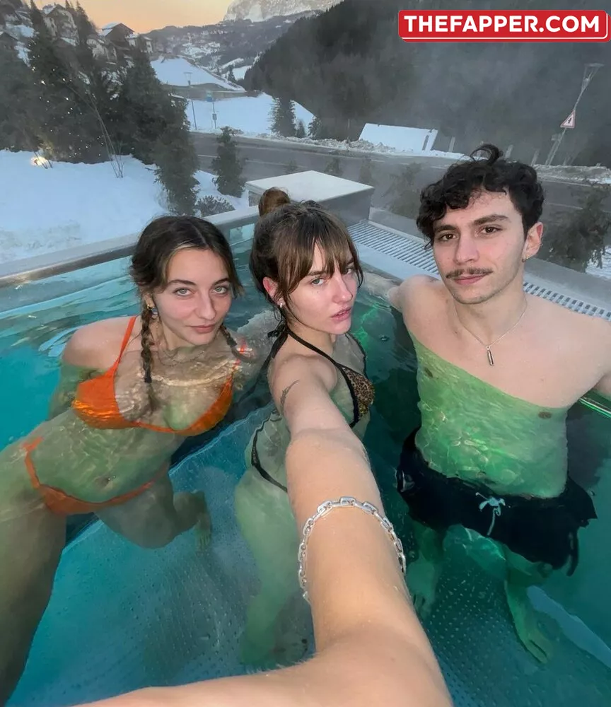 Victoria De Angelis  Onlyfans Leaked Nude Image #eI6LCLLPQm