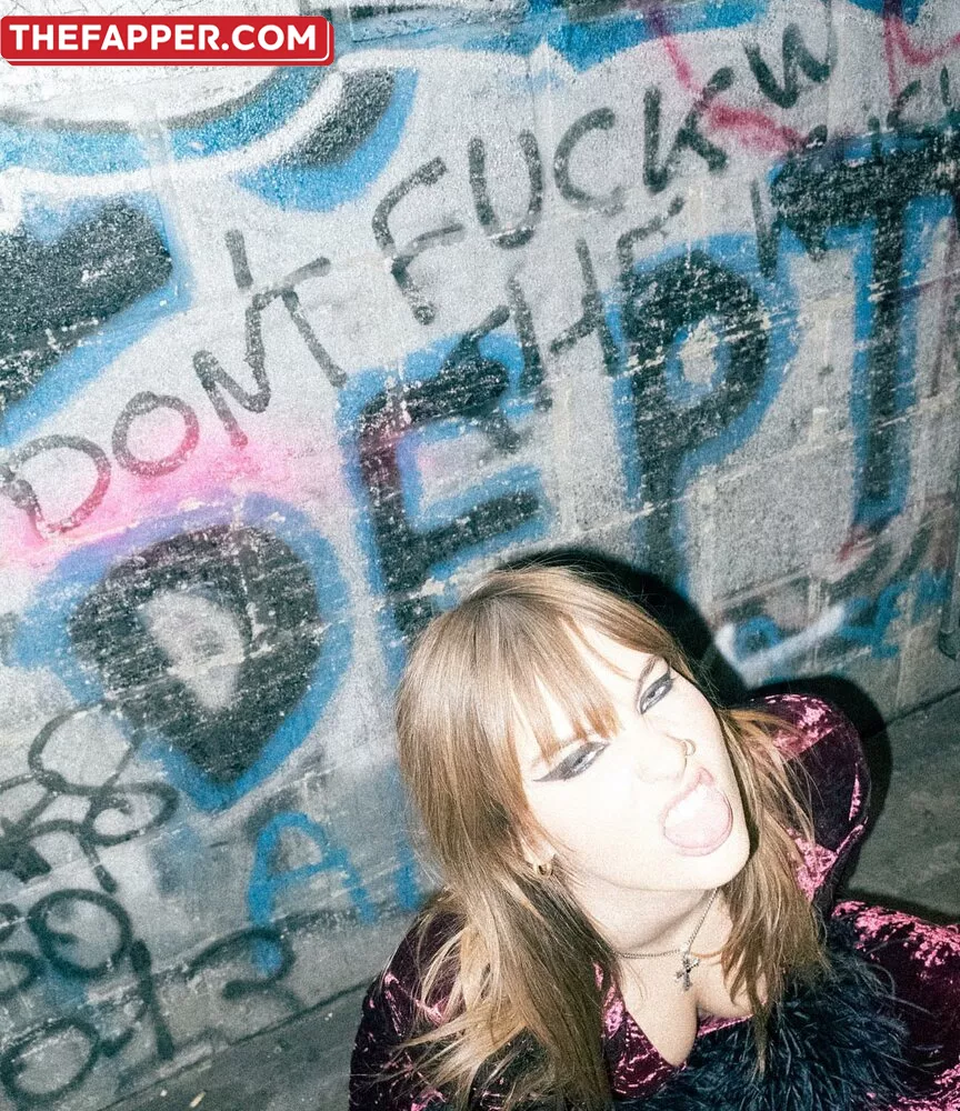 Victoria De Angelis  Onlyfans Leaked Nude Image #vNi7I5yH8n