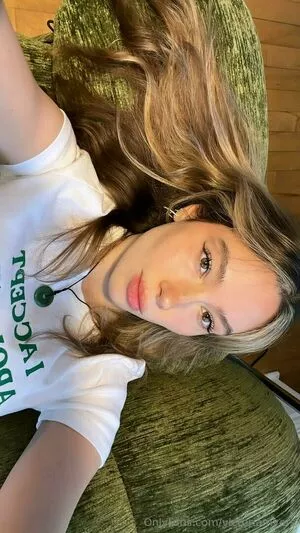 Victoria Lynn Myers #7XOet5fK5U