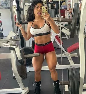 Yanet #r9FCzSKWxh