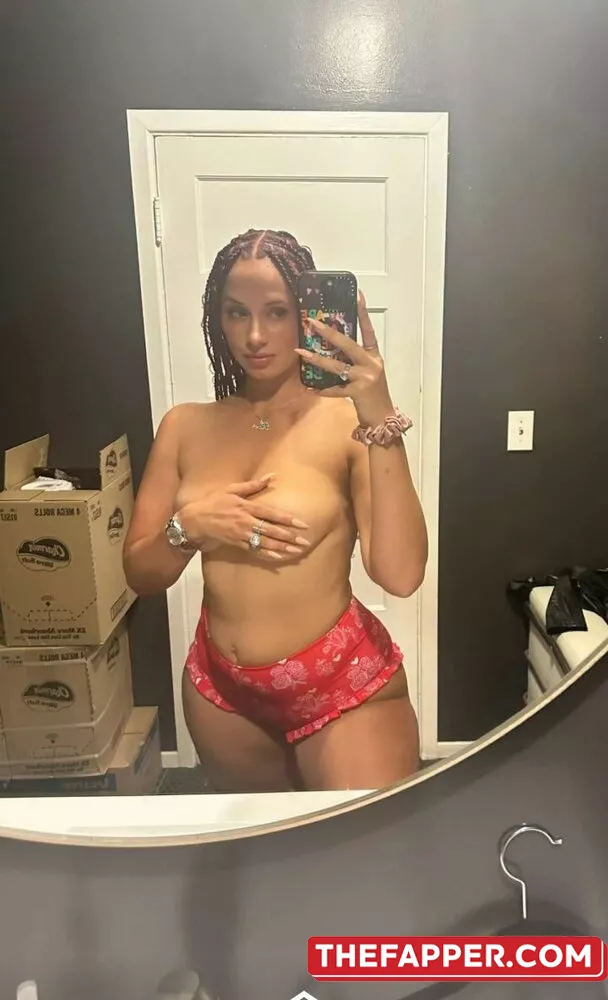 Yesjulz  Onlyfans Leaked Nude Image #5vPLKVfZ31