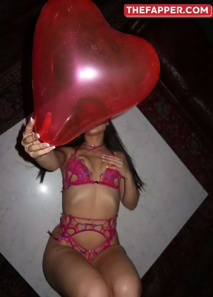 Yourambiee  Onlyfans Leaked Nude Image #YbIZ5qhlco
