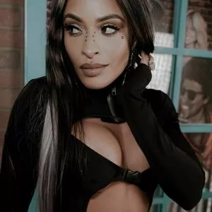 Zelina Vega #CIK9Clb0tq