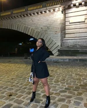 Zina Hadid Onlyfans Leaked Nude Image #xAeuTxB5e6